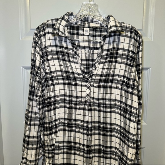 Gap Black/White Plaid Popover Tunic Flannel Top size S - Picture 4 of 10
